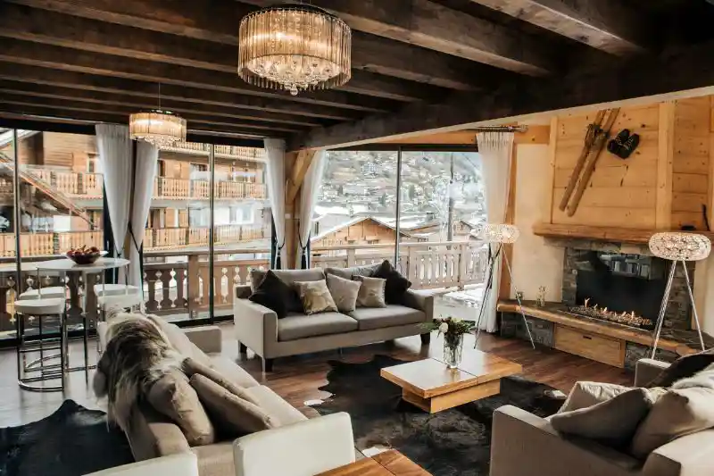Chalet Ice