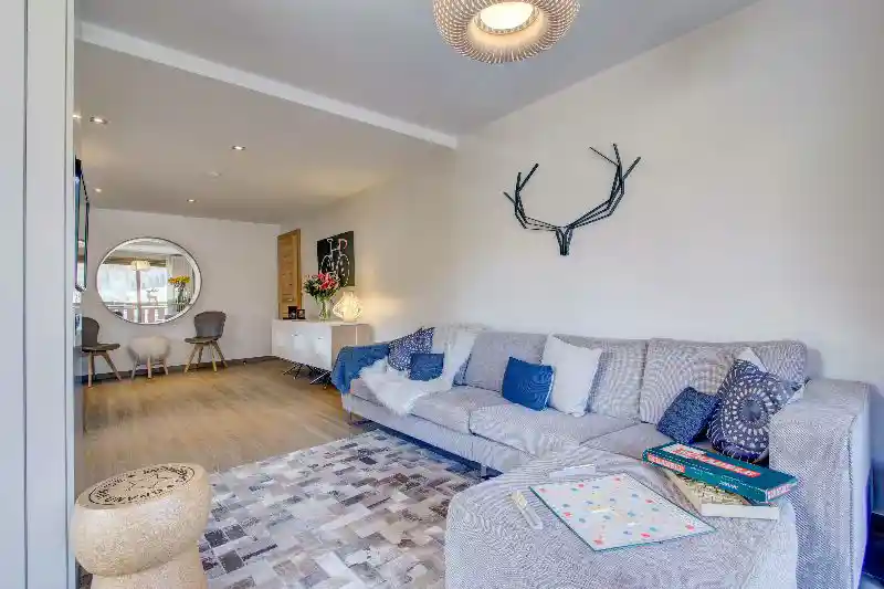 Apartment Altaka 1