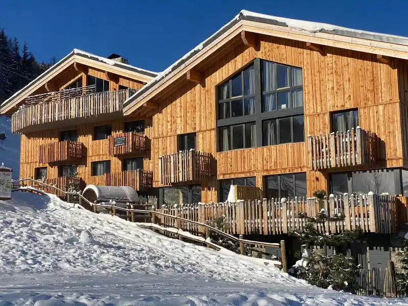 Chalet Snowflake