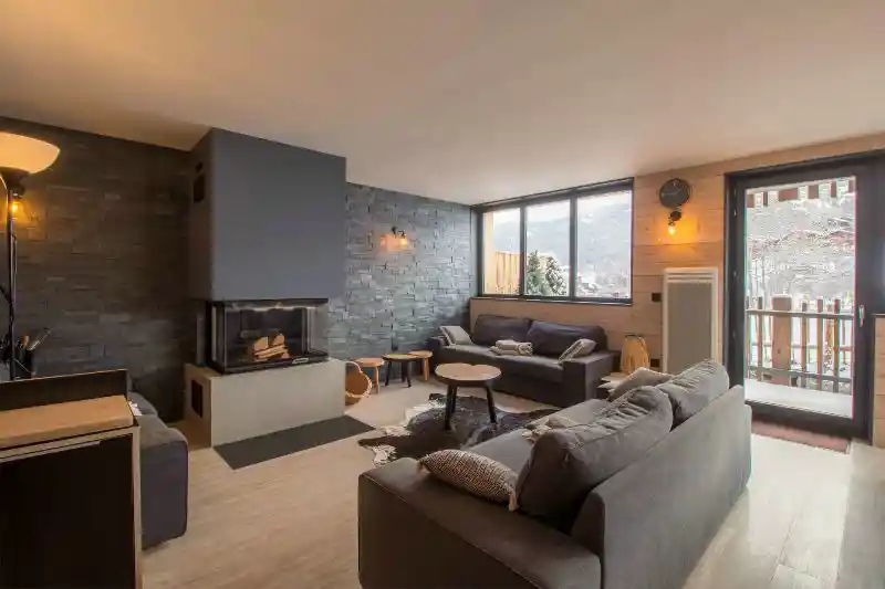 Chalet Snowflake