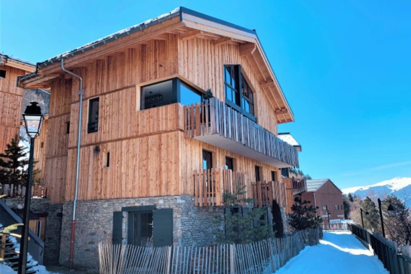 Chalet Bluebird