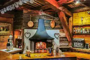 Chez Bear Ski Lodge