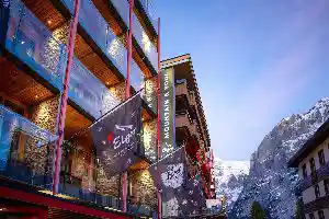 Eiger Selfness Hotel