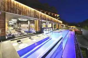 Alpen Village