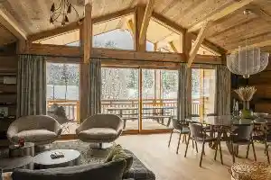 Chalet Grizzly