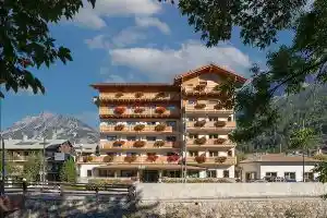 Hotel Baita dei Pini